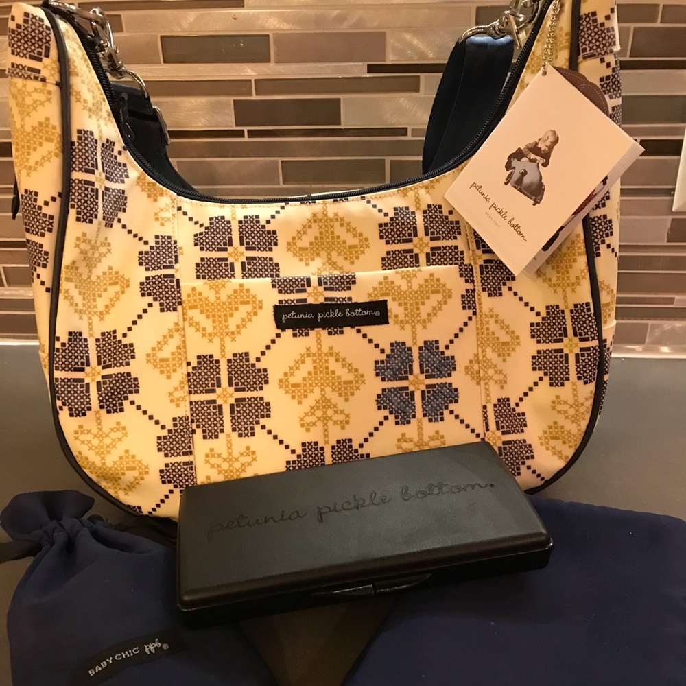 Petunia Pickle Bottom Touring Tote